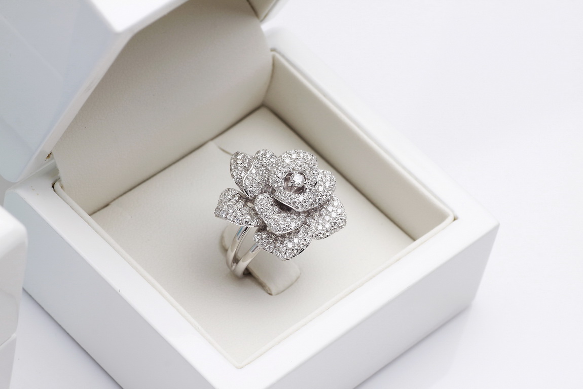 Exclusive | pierścionek z brylantami w kształcie kwiatu w 18-karatowym złocie - Image 15
