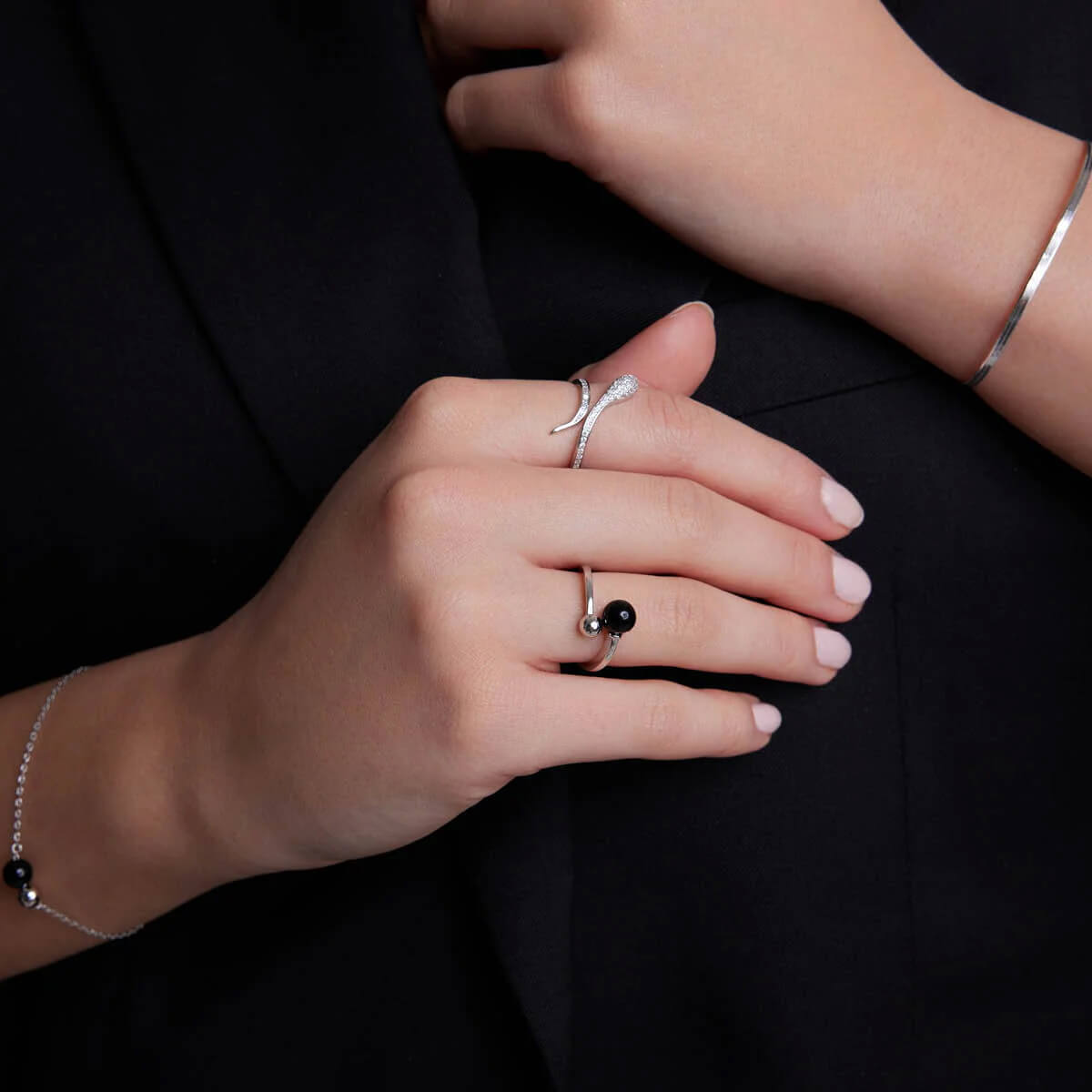 Srebrny pierścionek wąż - srebro rodowane i cyrkonie – Bild 5