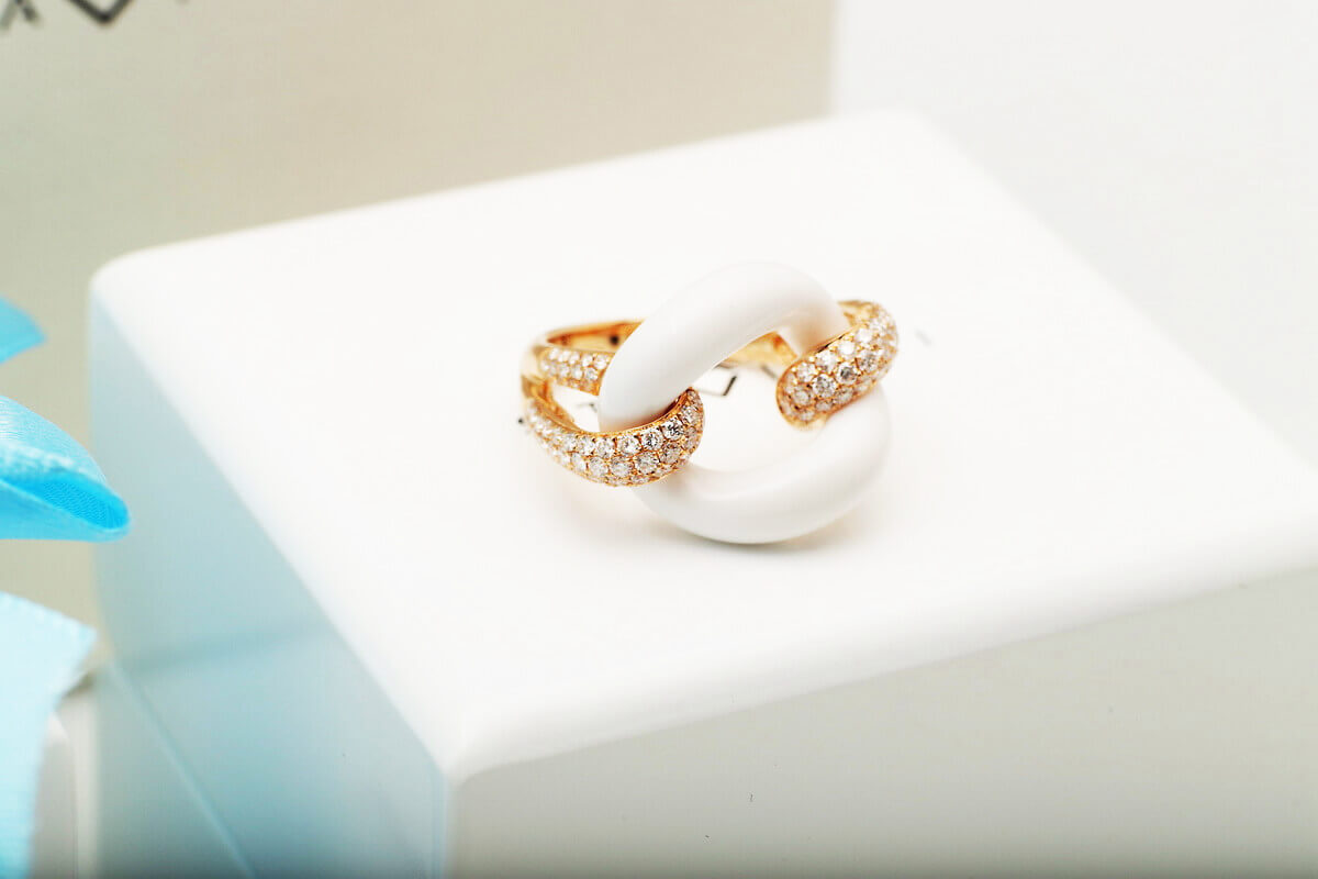 Exclusive | pierścionek z różowego złota 750 z białym agatem i brylantami – Bild 11