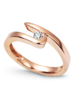 Exclusive | niezwykły pierścionek w 18-karatowym różowym złocie z brylantem