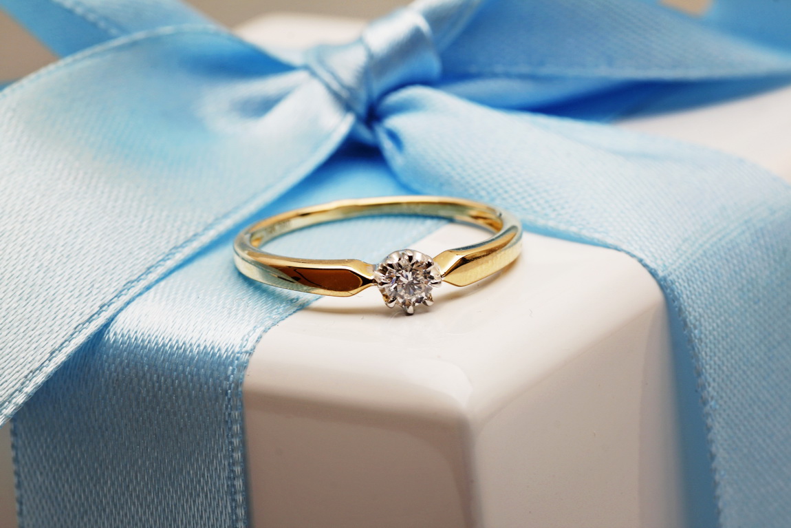 Exclusive | pierścionek zaręczynowy z brylantem 0,15ct w złocie 750 - Image 11