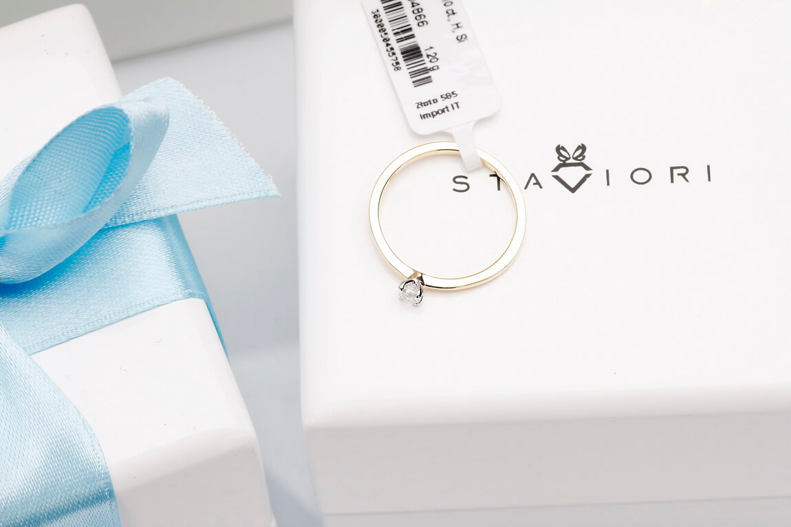 Delikatny śliczny pierścionek z brylantem 0,10ct H/Si - Obrázek 11