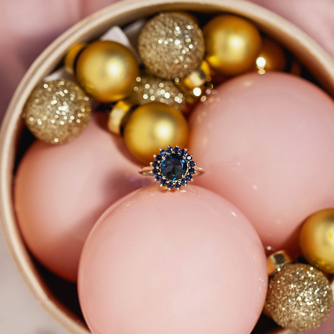 Pierścionek z topazem London Blue i szafirami złoto 585 - obrazek 2