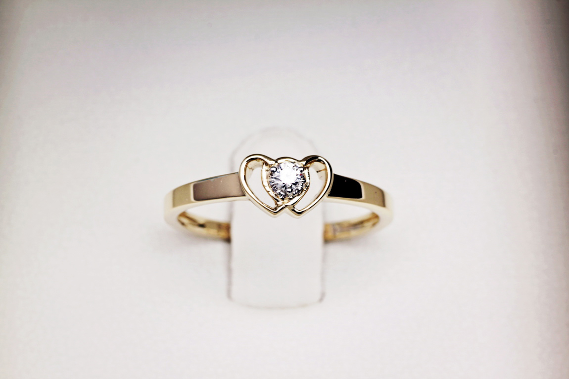pierścionek z z białego lub żółtego złota - dwa serca z brylantem - Obrázek 12