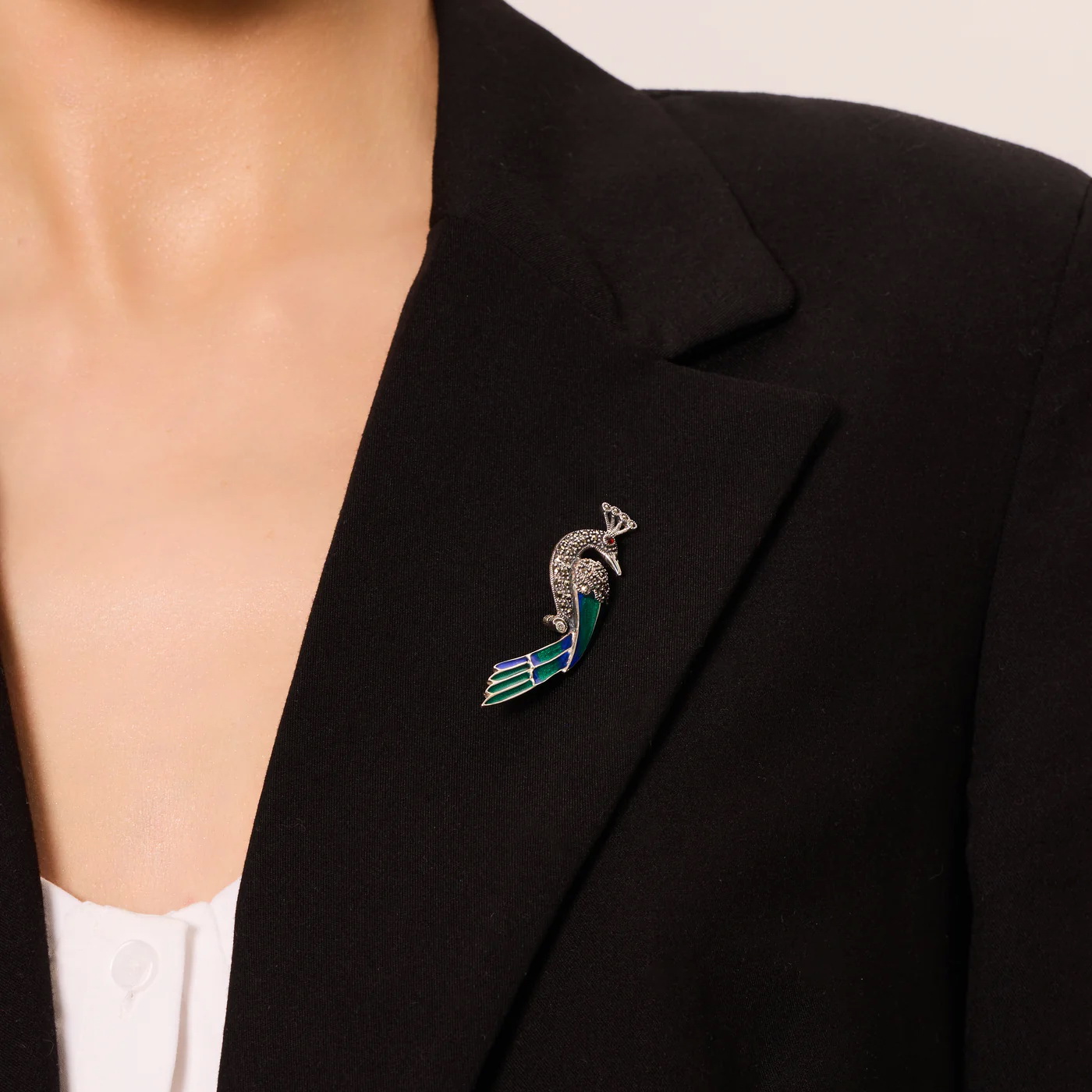 kolorowa broszka srebrna - PAW - z markazytami i emalią - obrazek 3