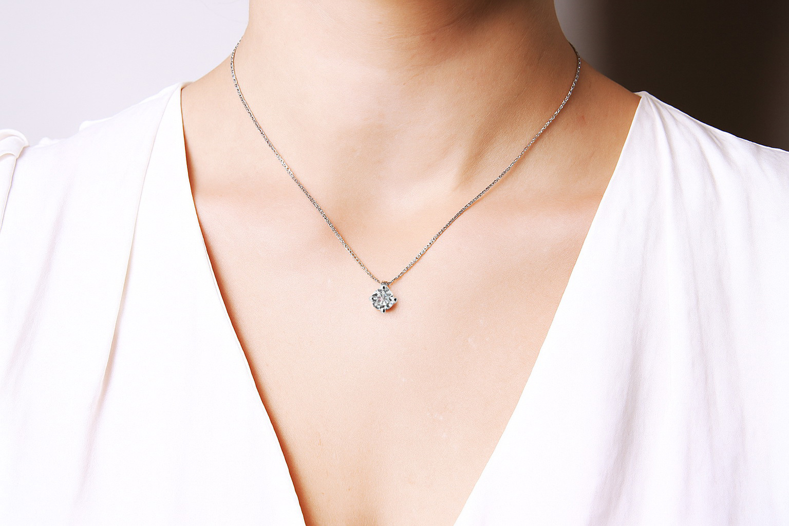 Exclusive | naszyjnik w białym złocie z brylantem laboratoryjnym F/VS1 0,50ct – Bild 4