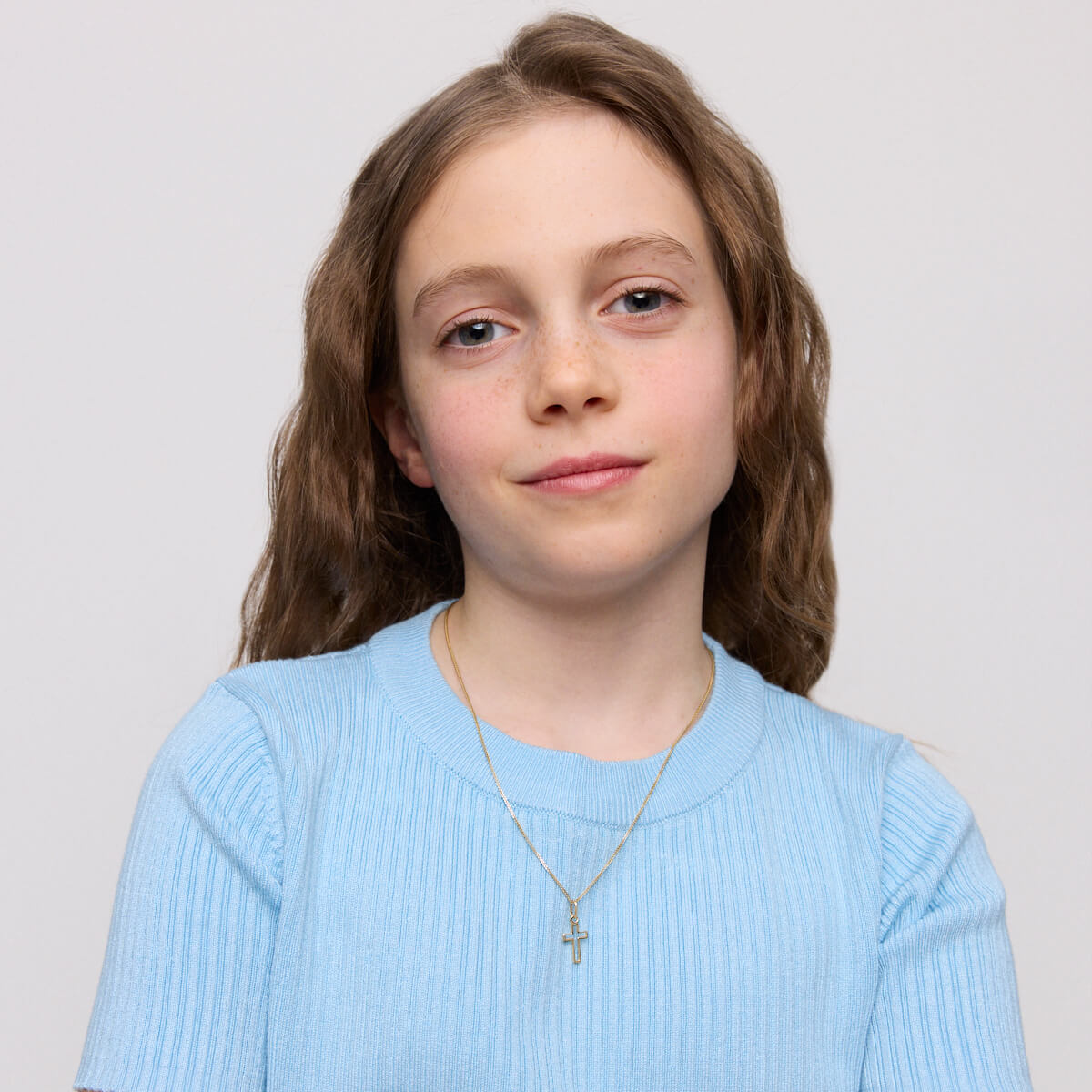 Delikatny krzyżyk z żółtego złota 0,333 - obrazek 6